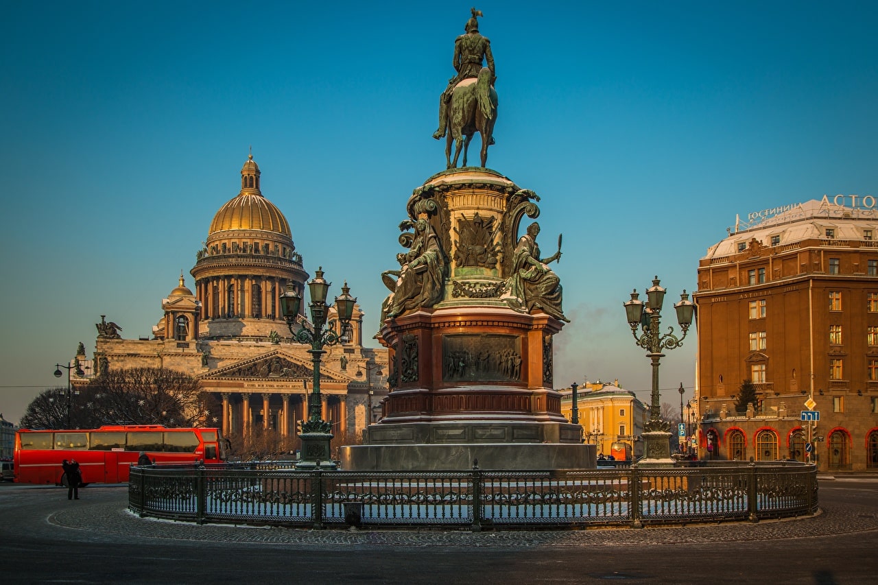 Monuments_St._Petersburg_Russia_Cathedral_Temples_527069_1280x853-min
